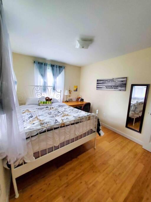 5 Star Room/Close To Town Center And Everything/5 Min Walk Metro Rockville Exteriör bild