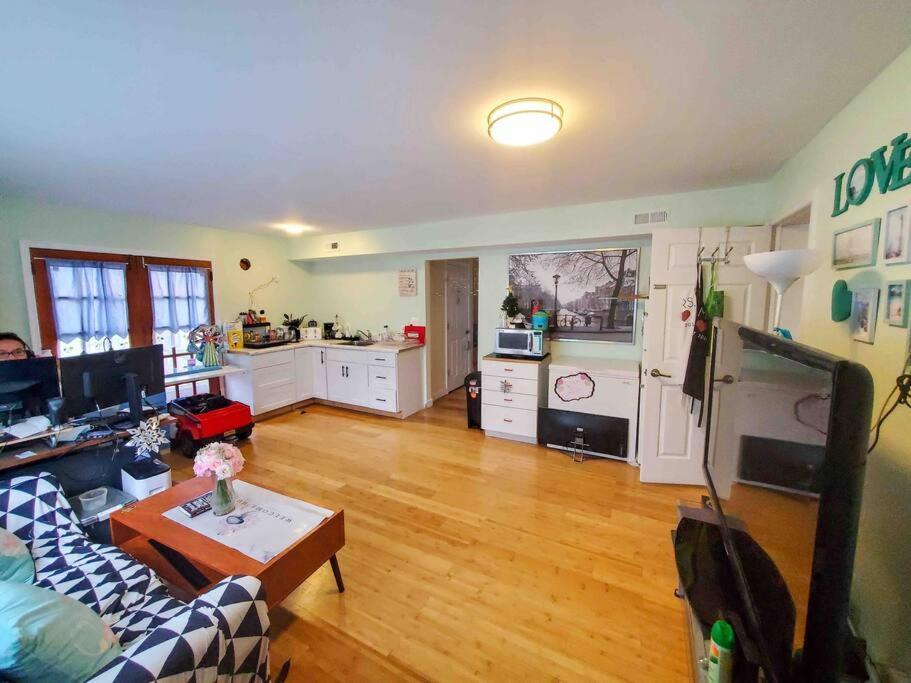 5 Star Room/Close To Town Center And Everything/5 Min Walk Metro Rockville Exteriör bild